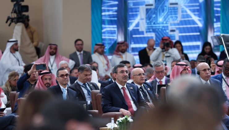 Cevdet Yılmaz, Suudi Arabistan’da Düzenlenen 9’uncu Future Investment Initiative Forumu’na Katıldı