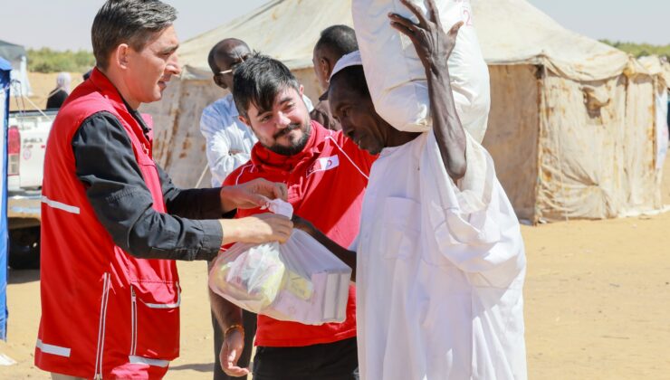 Türk Kızılay, Sudan’da Artan Çatışmalar Nedeniyle Yardım Çalışmalarını Hızlandırdı
