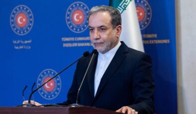 İran Dışişleri Bakanı Arakçi: “Müzakerelerde Ülkenin Çıkarlarını Güvence Altına Almalıyız”