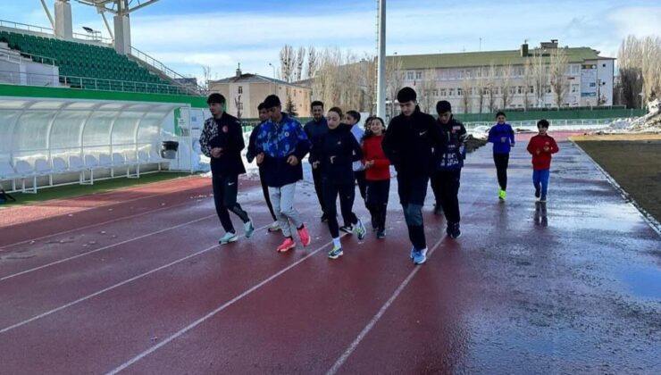 Kars’ta Gsb Spor Okulları Atletizm Antrenmanları Devam Ediyor