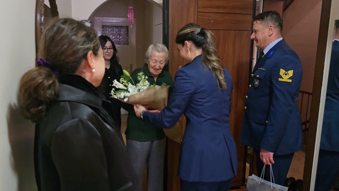 Ankaralı Hatice Teyze’den Mehmetçik’e Gönül Köprüsü: 195 El Emeği Boyunluk Birliğe Ulaştı