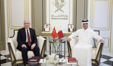 Milli Savunma Bakanı Yaşar Güler, Katarlı Mevkidaşı ile Doha’da Bir Araya Geldi