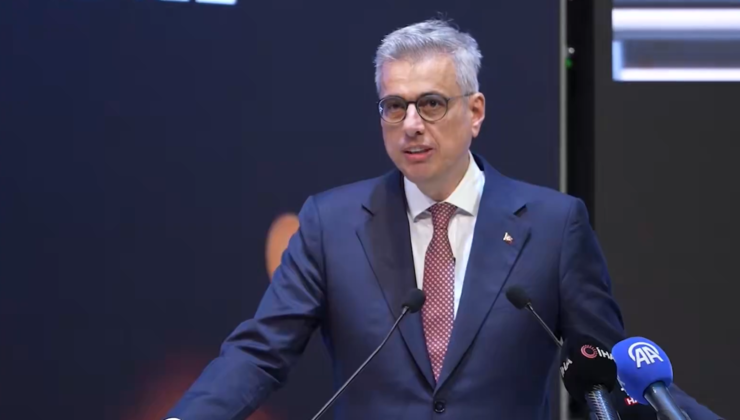 Sağlık Bakanı Memişoğlu: “Tıp Zihnin Olduğu Kadar Kalbin de Sanatıdır”