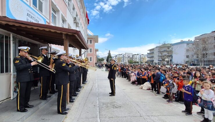 Milli Savunma Bakanlığı’ndan Çanakkale’de Bando Konseri ve Bayrak Töreni