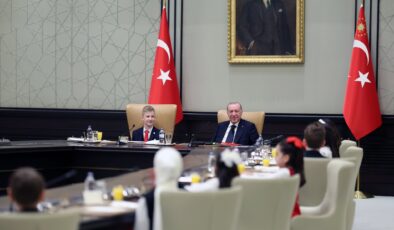 Erdoğan’ın Çocuklarla Buluşmasında Duygu Dolu Anlar