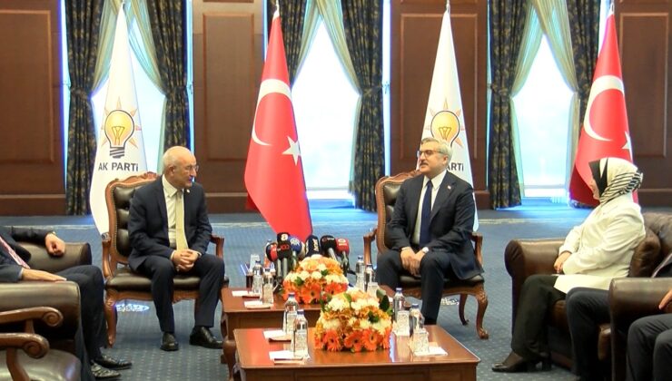 AK Parti ve CHP Heyetleri 3 Bayram Sonra Yeniden Bayramlaştı