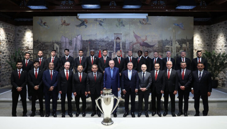 Cumhurbaşkanı Erdoğan, Süper Lig Şampiyonu Galatasaray’ı Kabul Etti