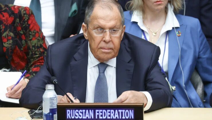 Rusya Dışişleri Bakanı Sergey Lavrov’dan Ukrayna Krizi Açıklaması: Siyasi Ve Diplomatik Çözüm Hala Mümkün