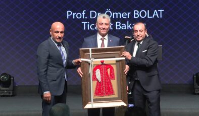 Ticaret Bakanı Ömer Bolat: İhracat 400 Milyar Dolar Sınırını Aştı